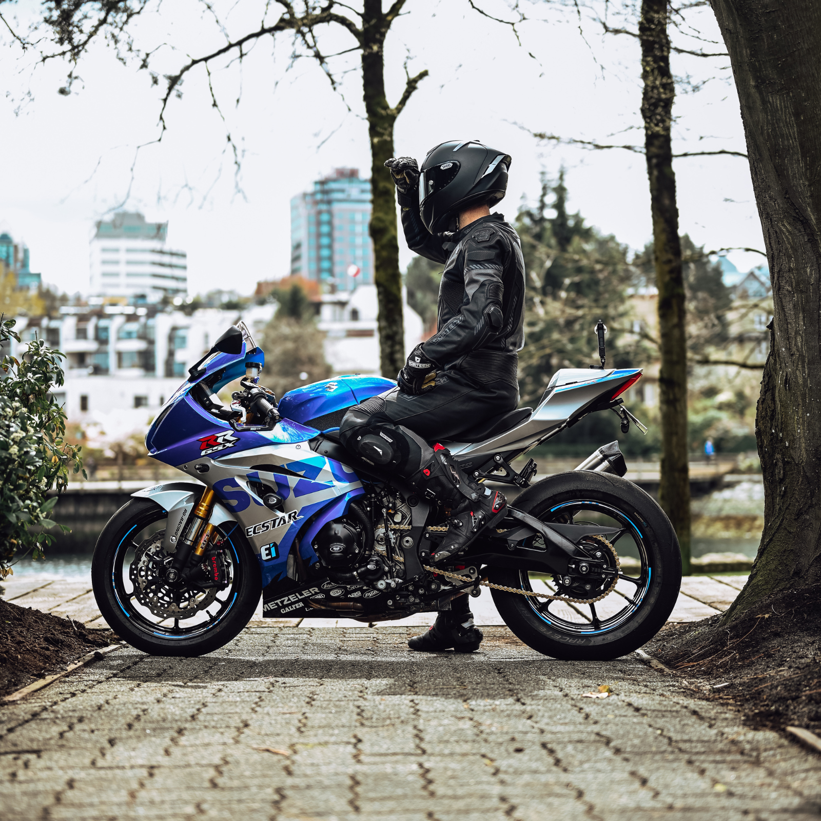 SHOEI X-Fifteen – SHOEI® Helmets USA